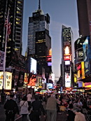 Sv�t ne�n� a v��ek – takov� je st�ed New Yorku.